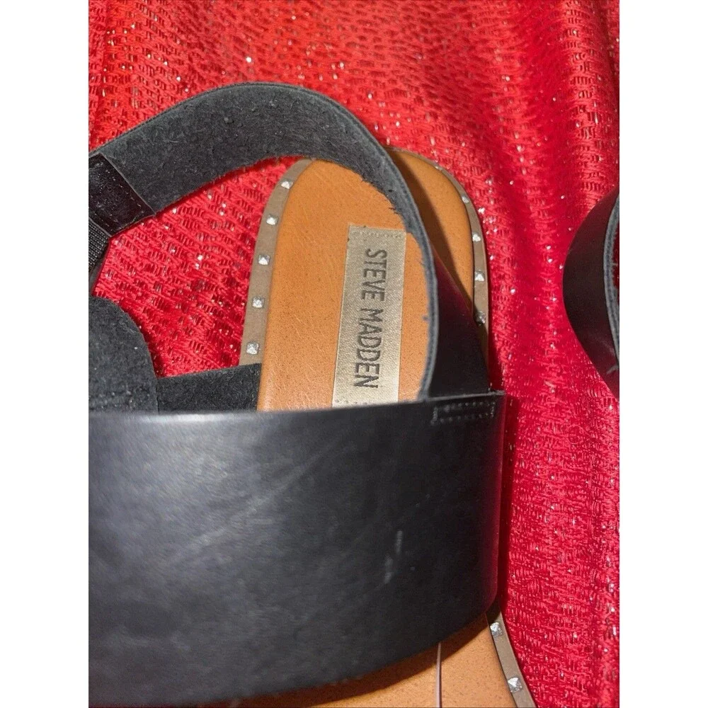 Steve Madden Women's Black sandals Size 9